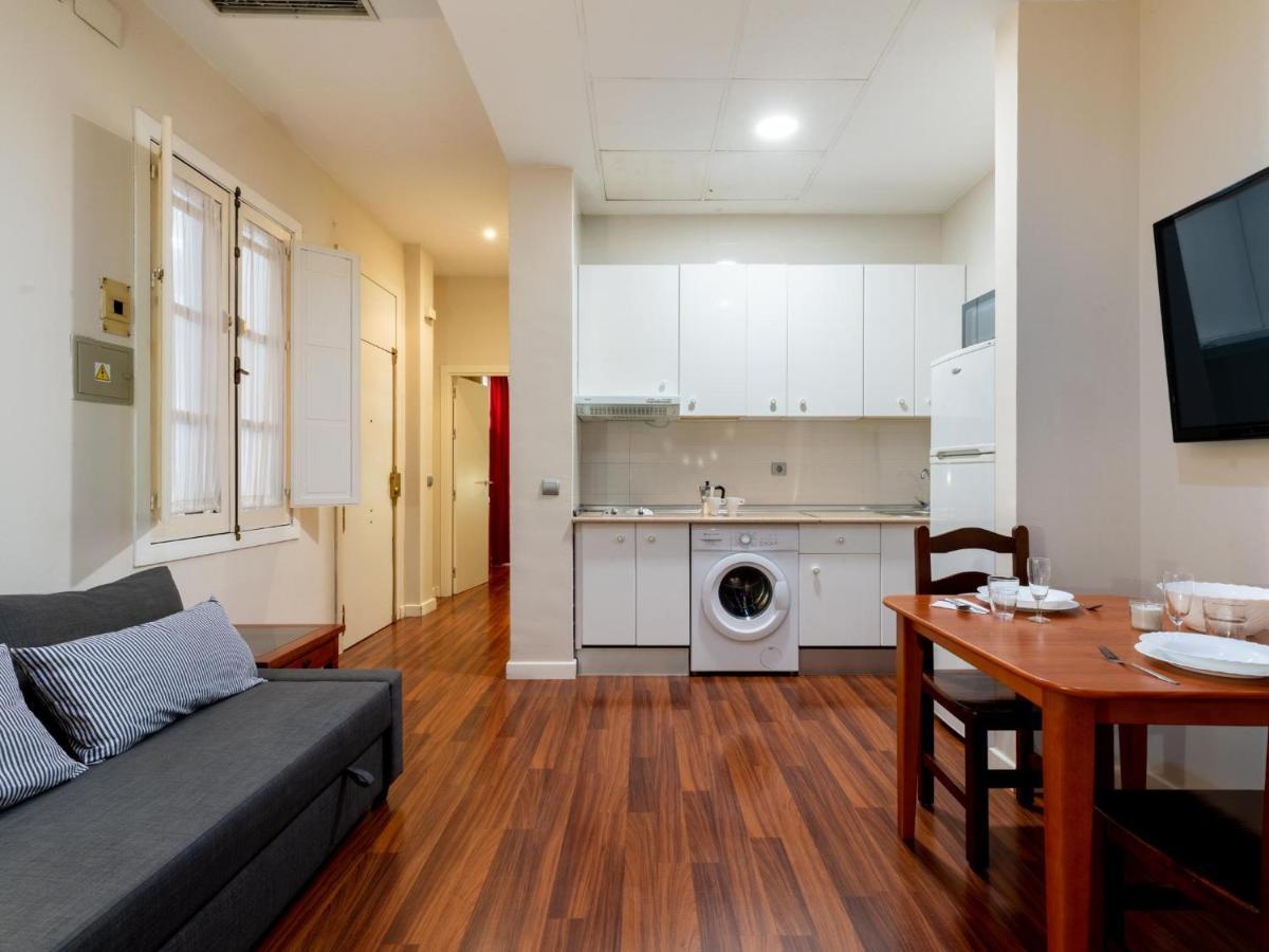 Holi-Rent Lumbreras Apartment Seville Exterior photo
