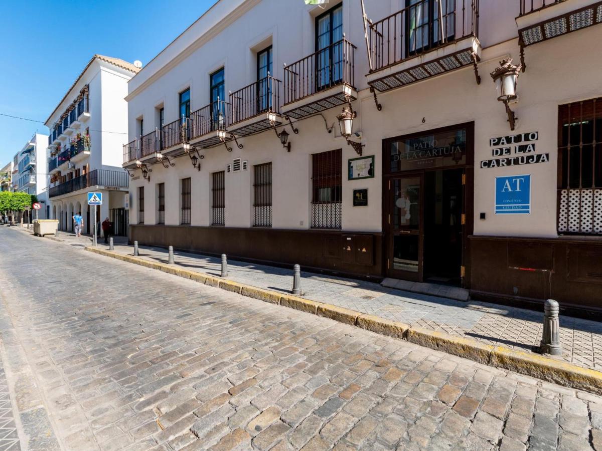 Holi-Rent Lumbreras Apartment Seville Exterior photo